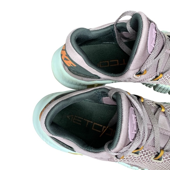 Nike Free Metcon 4 PRM running shoe in Purple Smoke Metallic Copper. Size 11 - Picture 9 of 9